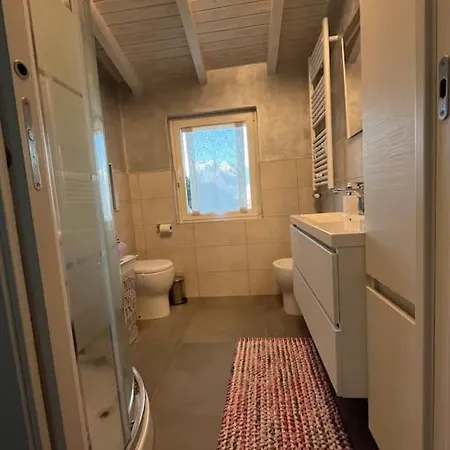 Holiday home Casa Con Terrazzo A Colico Carriola