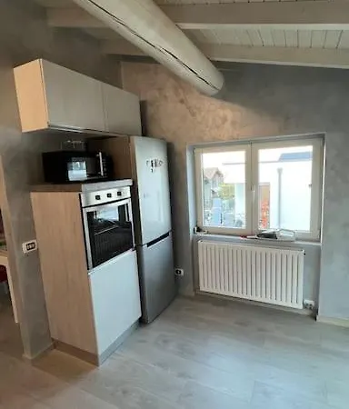 Ferienhaus Casa Con Terrazzo A Colico