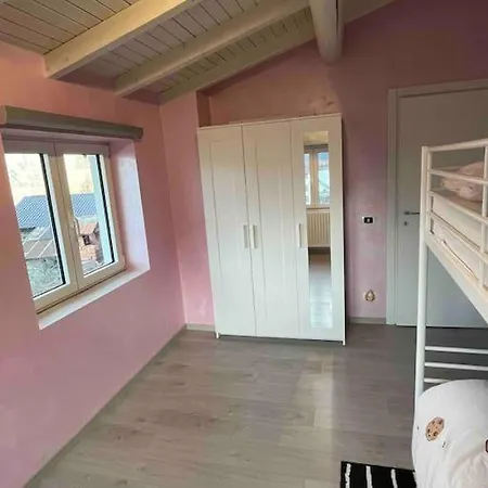 Casa Con Terrazzo A Colico Ferienhaus Carriola