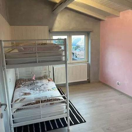 Ferienhaus Casa Con Terrazzo A Colico *
